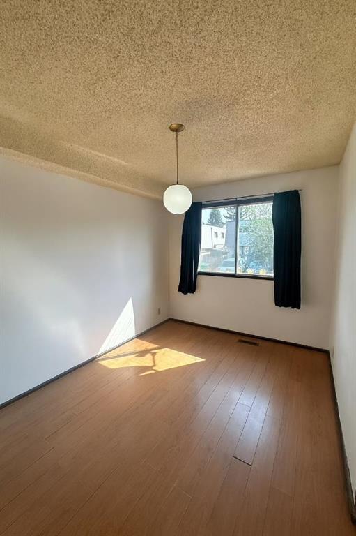 3, 11 Blackthorn Bay Northeast, Calgary – Residential Row/Townhouse Listing Photo 9