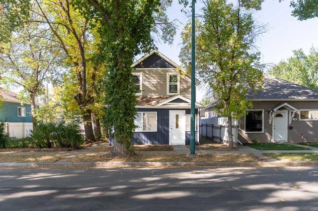 730 17 Street N, Lethbridge