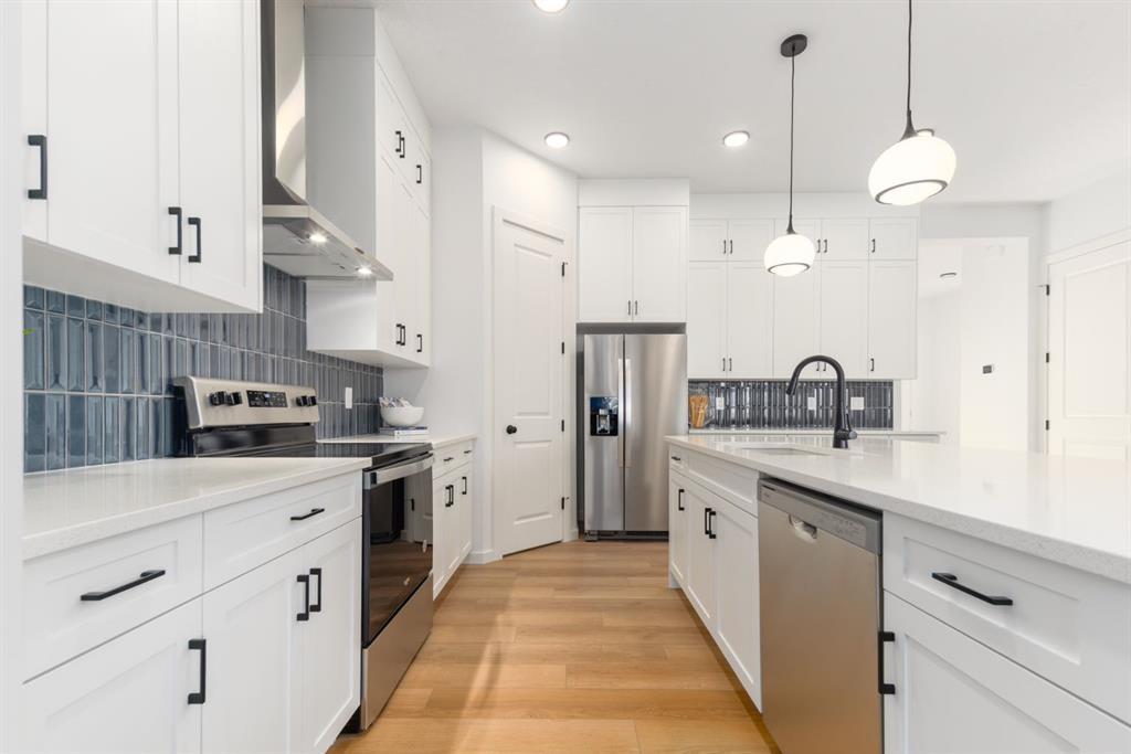 80 Creekside Path Southwest, Calgary – Residential Detached Listing Photo 13