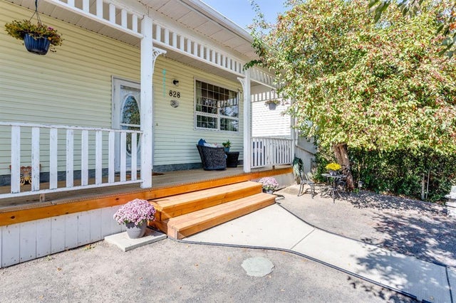 828 Pioneer Drive, Irricana