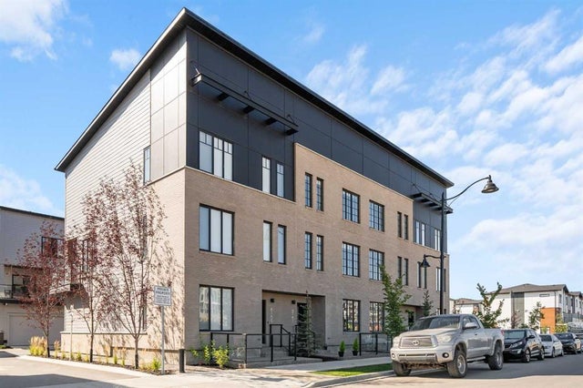 8161 8 Avenue Sw, Calgary
