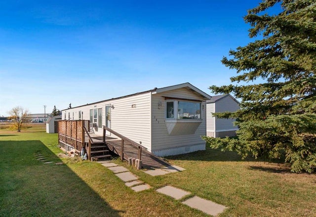 707 Highfield Drive, Carstairs