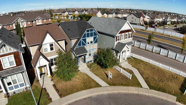 4040 New Brighton Grove Se, Calgary
