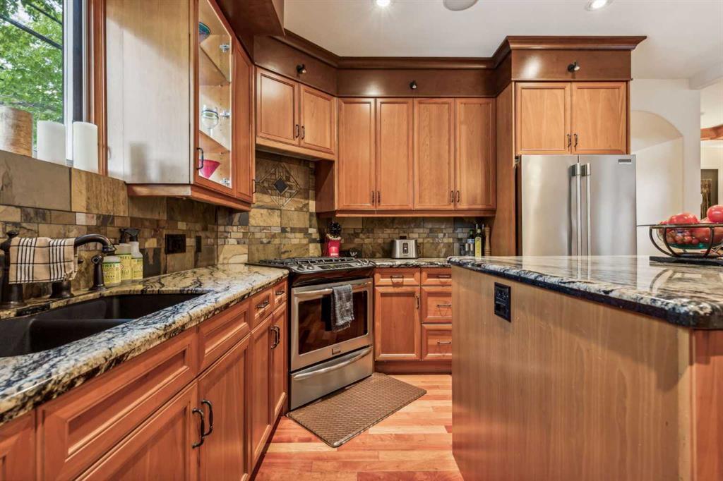 2605 4 Street Ne Calgary Alberta T2E 9C9 Winston Heights/Mountview Home For Sale