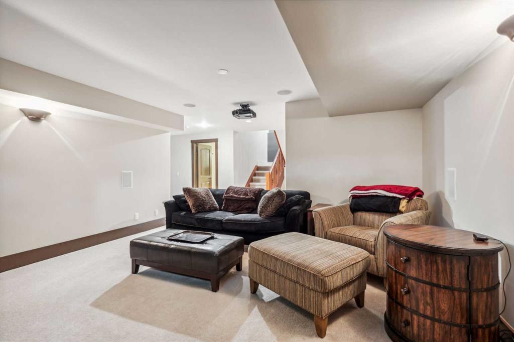 2605 4 Street Ne Calgary Alberta T2E 9C9 Winston Heights/Mountview Home For Sale