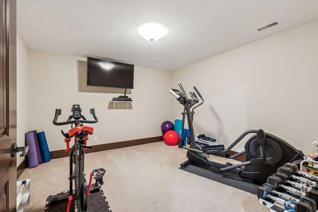 2605 4 Street Ne Calgary Alberta T2E 9C9 Winston Heights/Mountview Home For Sale