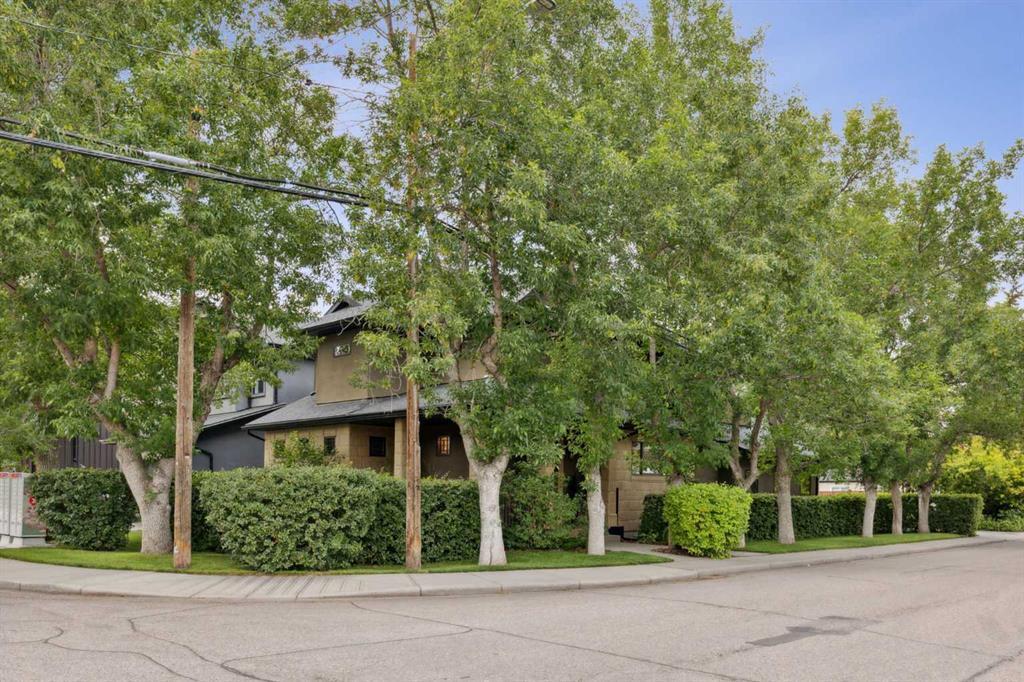 2605 4 Street Ne Calgary Alberta T2E 9C9 Winston Heights/Mountview Home For Sale