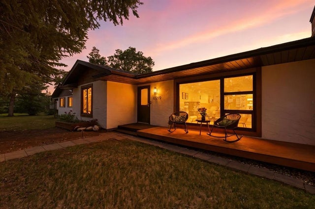 10219 Maple Brook Place Se, Calgary