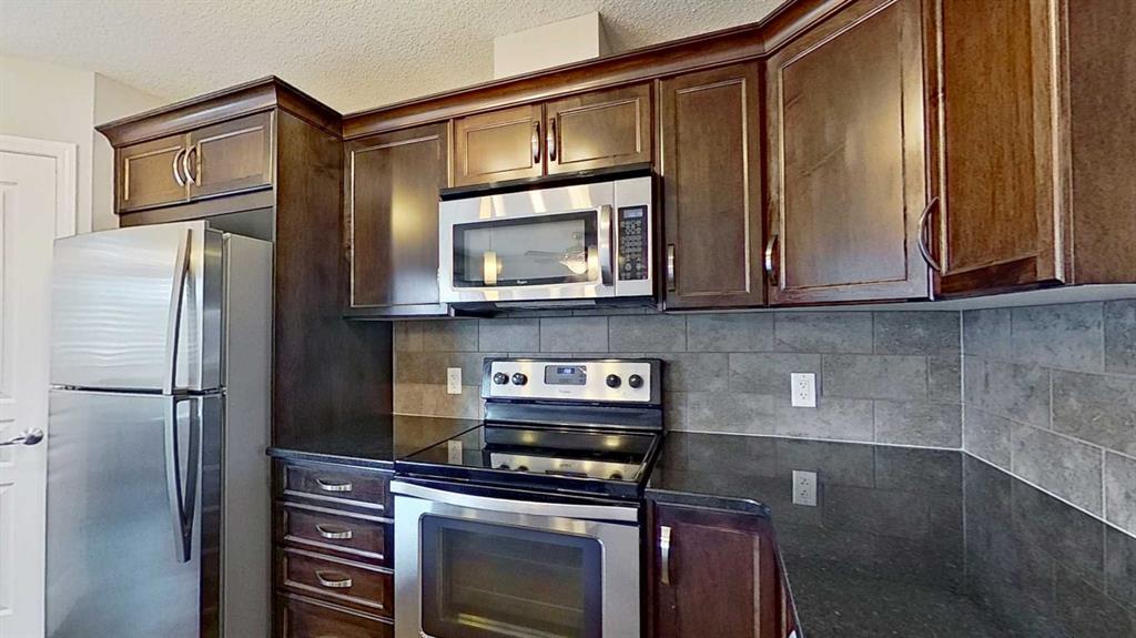 63 Elgin Meadows Park Southeast, Calgary – Residential Semi Detached Listing Photo 9