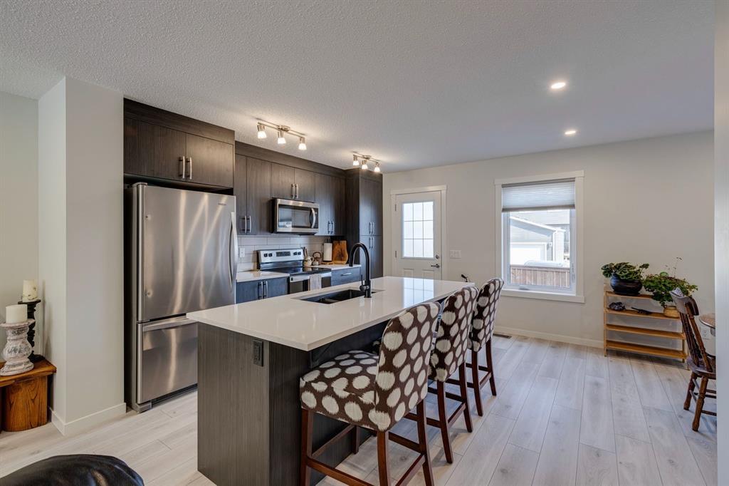 174 Chinook Gate Boulevard Southwest, Airdrie – Residential Row/Townhouse Listing Photo 17