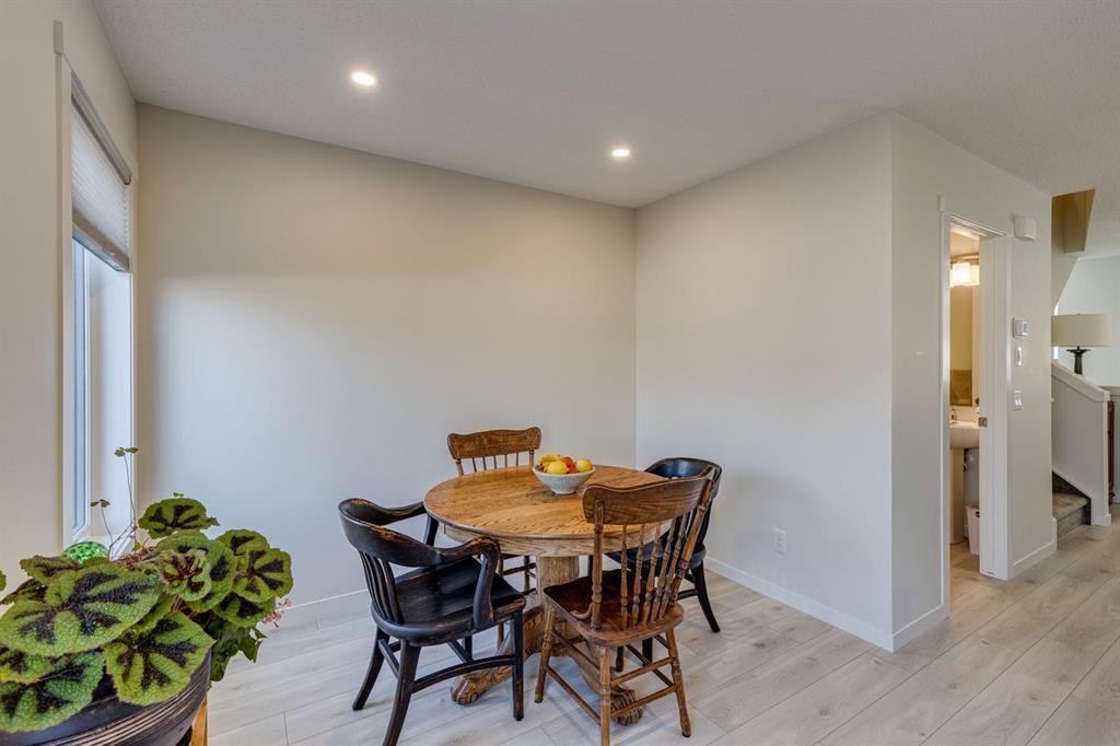 174 Chinook Gate Boulevard Southwest, Airdrie – Residential Row/Townhouse Listing Photo 23