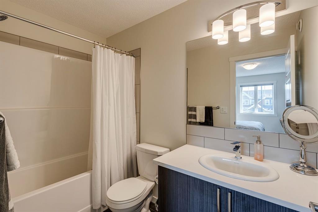 174 Chinook Gate Boulevard Southwest, Airdrie – Residential Row/Townhouse Listing Photo 25