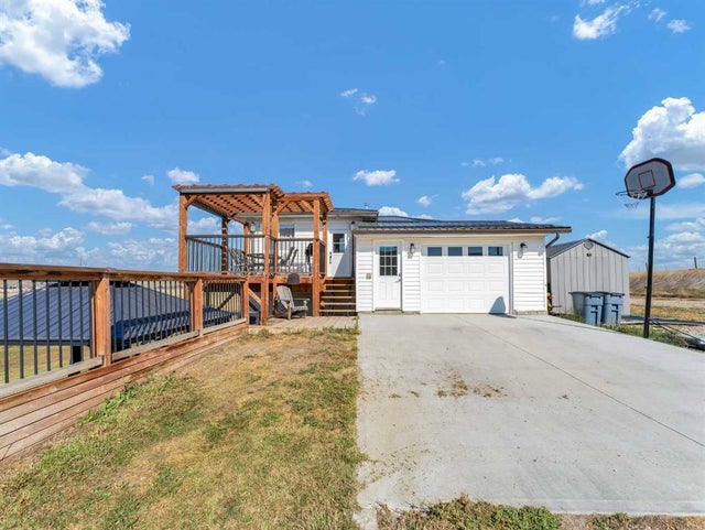 9, 12301 Range Road 51a, Rural Cypress County