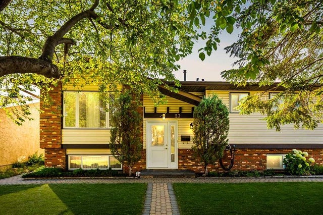 23 Whitlock Close Ne, Calgary