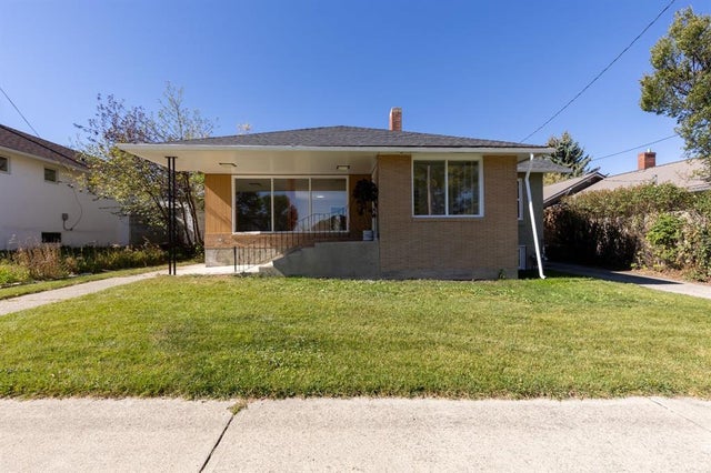 257 2 Street W, Cardston