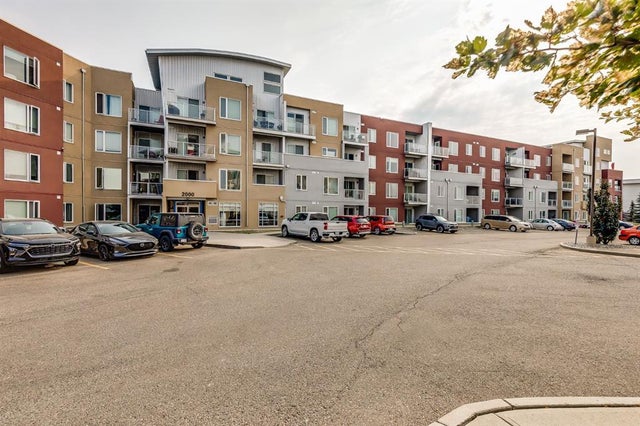 2225, 604 East Lake Boulevard Ne, Airdrie