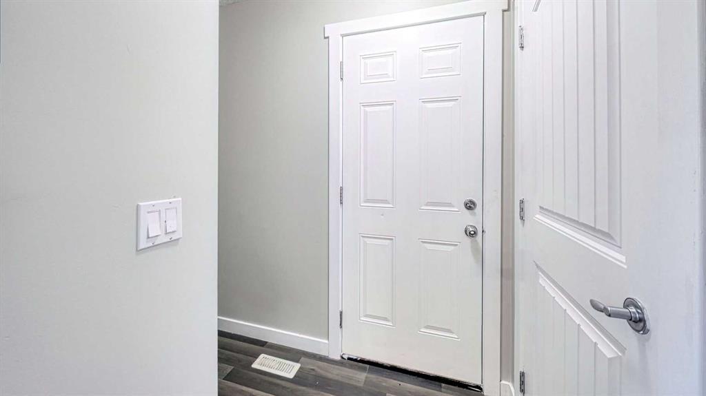 268 Falton Drive Ne Calgary Alberta T3J 2W6 Falconridge Home For Sale