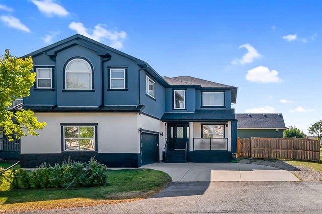 80 Canoe Square Sw, Airdrie