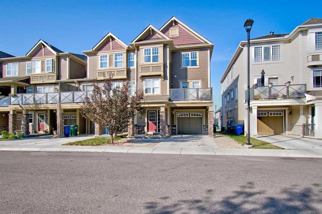 221 Hillcrest Gardens Sw, Airdrie