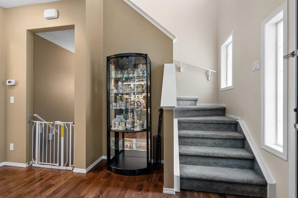 80 Legacy Crescent Se Calgary Alberta T2X 0W8 Legacy Home For Sale