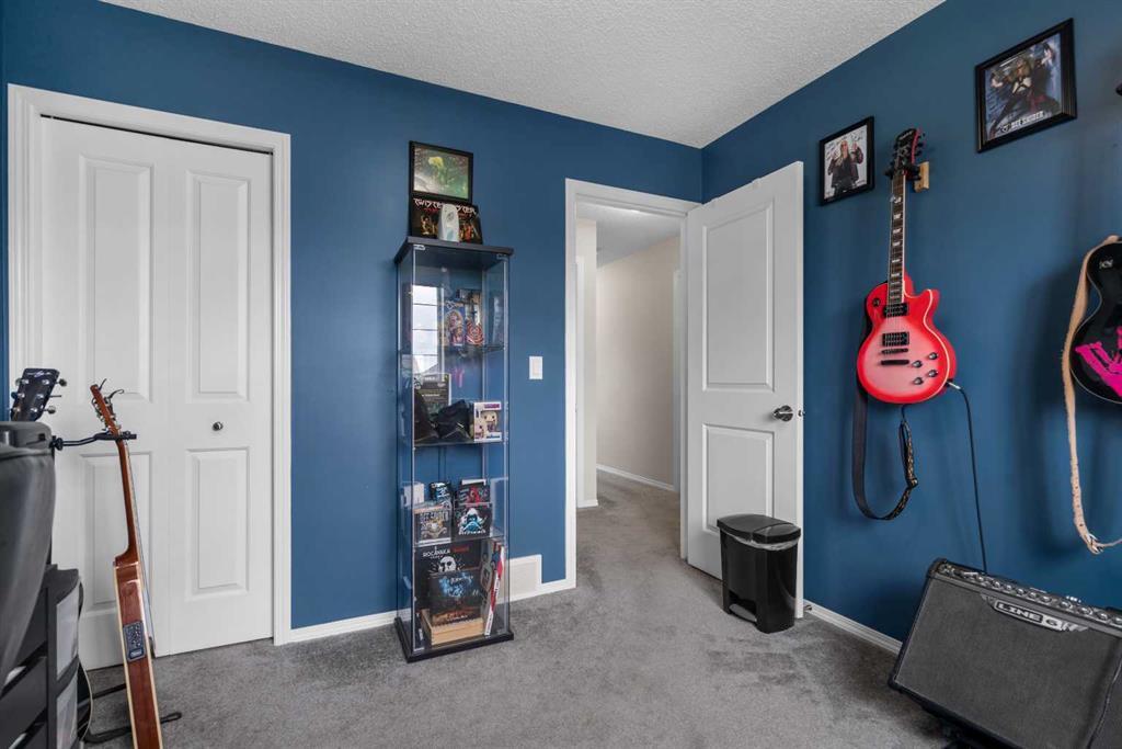 80 Legacy Crescent Se Calgary Alberta T2X 0W8 Legacy Home For Sale