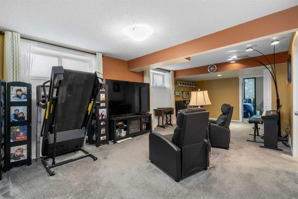 80 Legacy Crescent Se Calgary Alberta T2X 0W8 Legacy Home For Sale