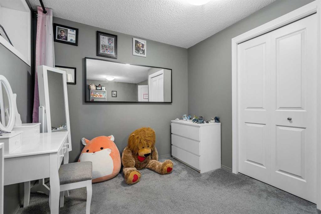 80 Legacy Crescent Se Calgary Alberta T2X 0W8 Legacy Home For Sale