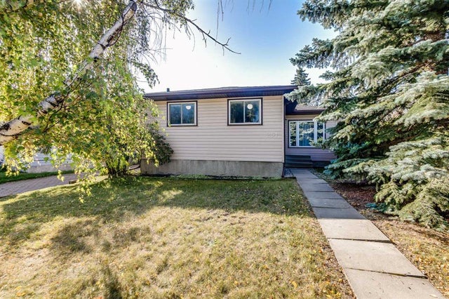 251 Pineland Place Ne, Calgary