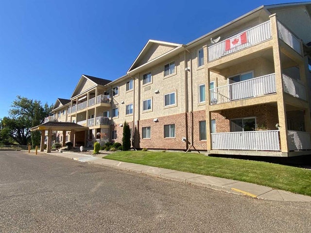 103, 680 Cassils Road W, Brooks