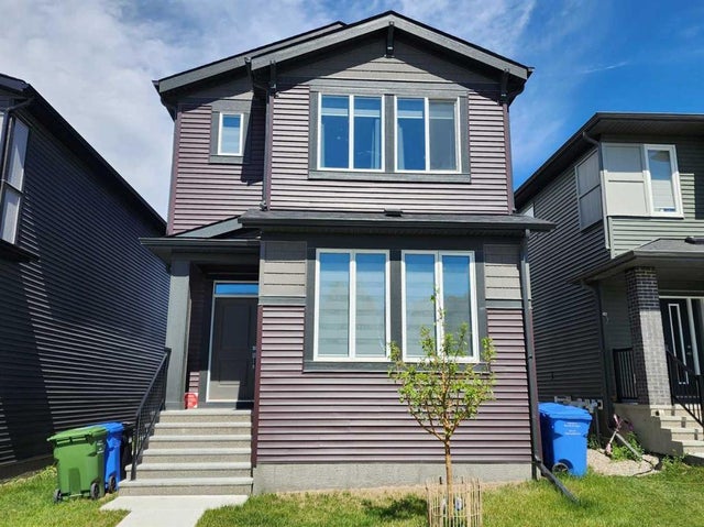 292 Lucas Boulevard Nw, Calgary