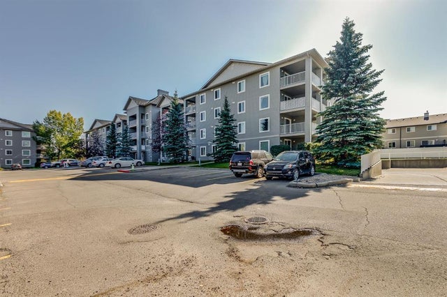 2301, 604 8 Street Sw, Airdrie
