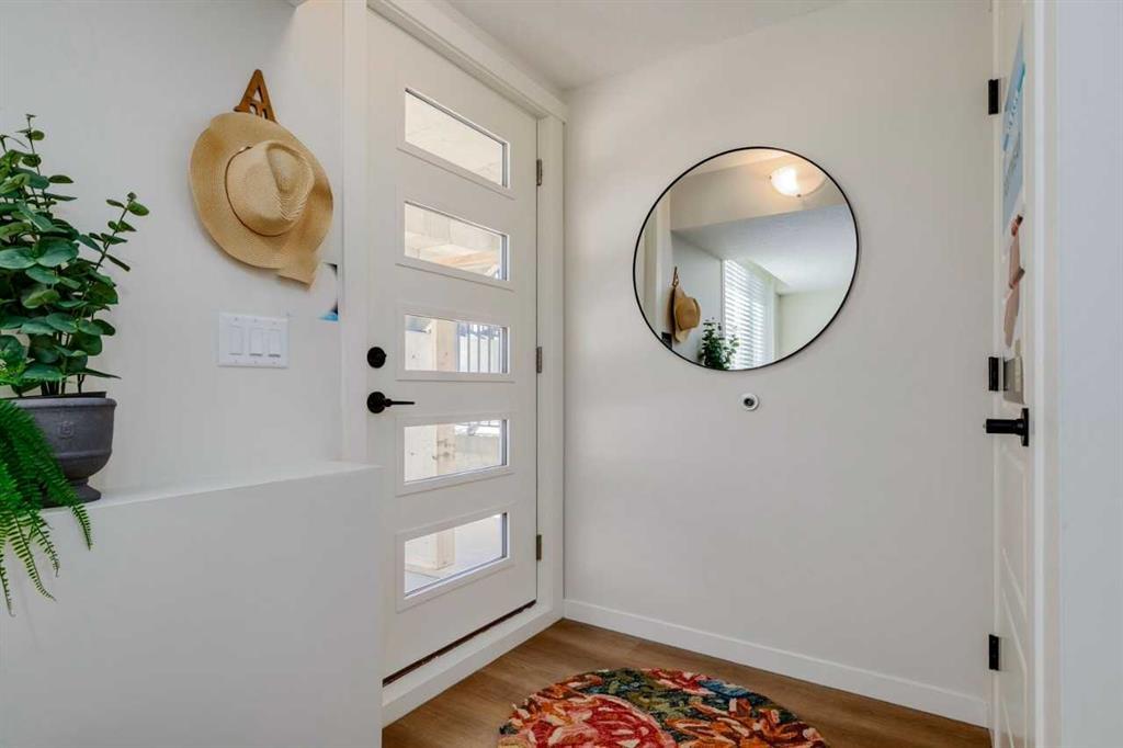 105, 155 Crimson Ridge Place Northwest, Calgary – Residential Row/Townhouse Listing Photo 2