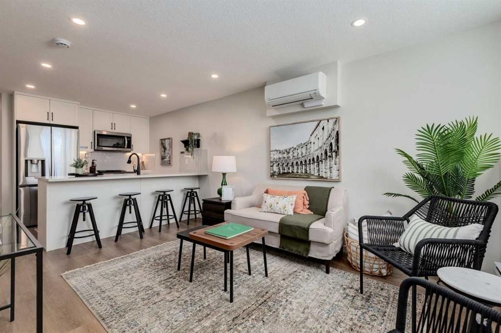 105, 155 Crimson Ridge Place Northwest, Calgary – Residential Row/Townhouse Listing Photo 3