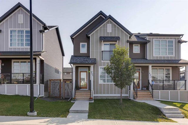 201 Carringvue Way Nw, Calgary