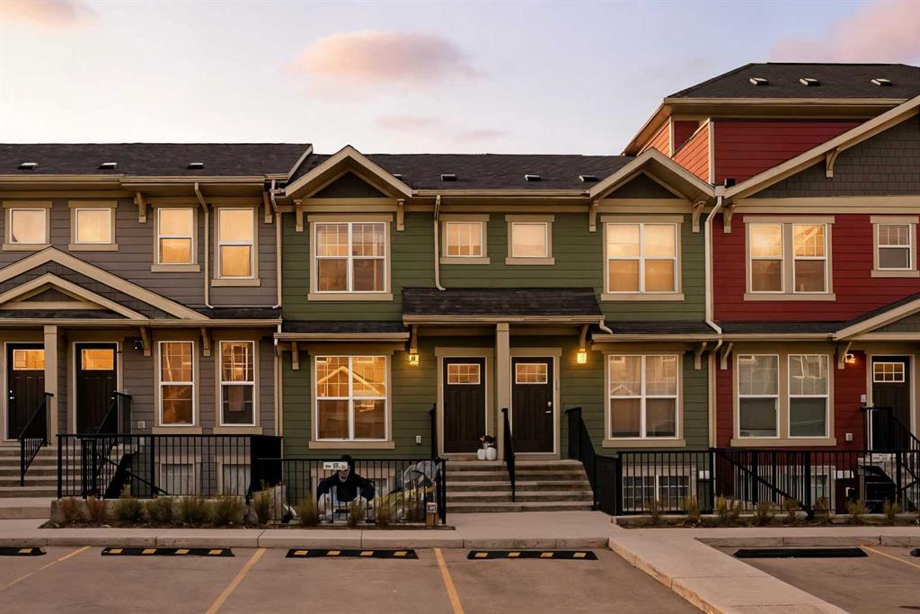 253 Cranbrook Square Se, Calgary