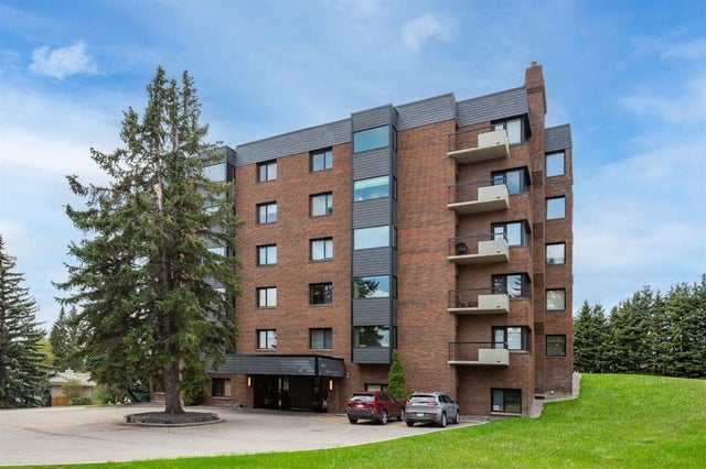 4n, 222 Eagle Ridge Drive Sw, Calgary