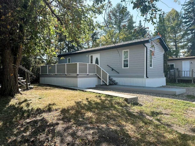 6011 40 Ave Close, Stettler
