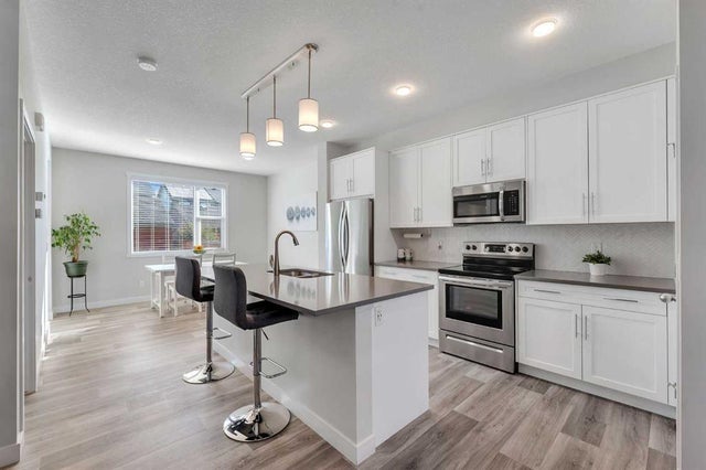 404 Kingsmere Way Se, Airdrie