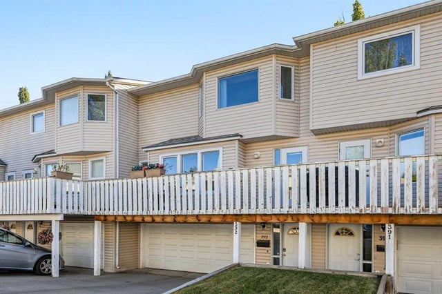 392 Killarney Glen Court Sw, Calgary