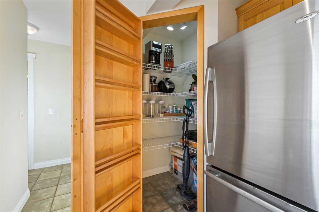 392 Killarney Glen Court Sw Calgary Alberta T3E 7H4 Killarney/Glengarry Home For Sale