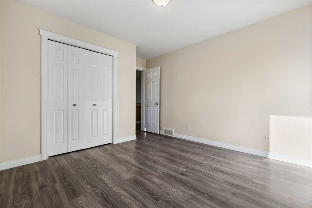 392 Killarney Glen Court Sw Calgary Alberta T3E 7H4 Killarney/Glengarry Home For Sale