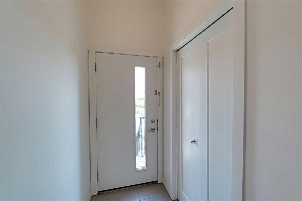 10 Walden Lane Se Calgary Alberta T2X 2A7 Walden Home For Sale