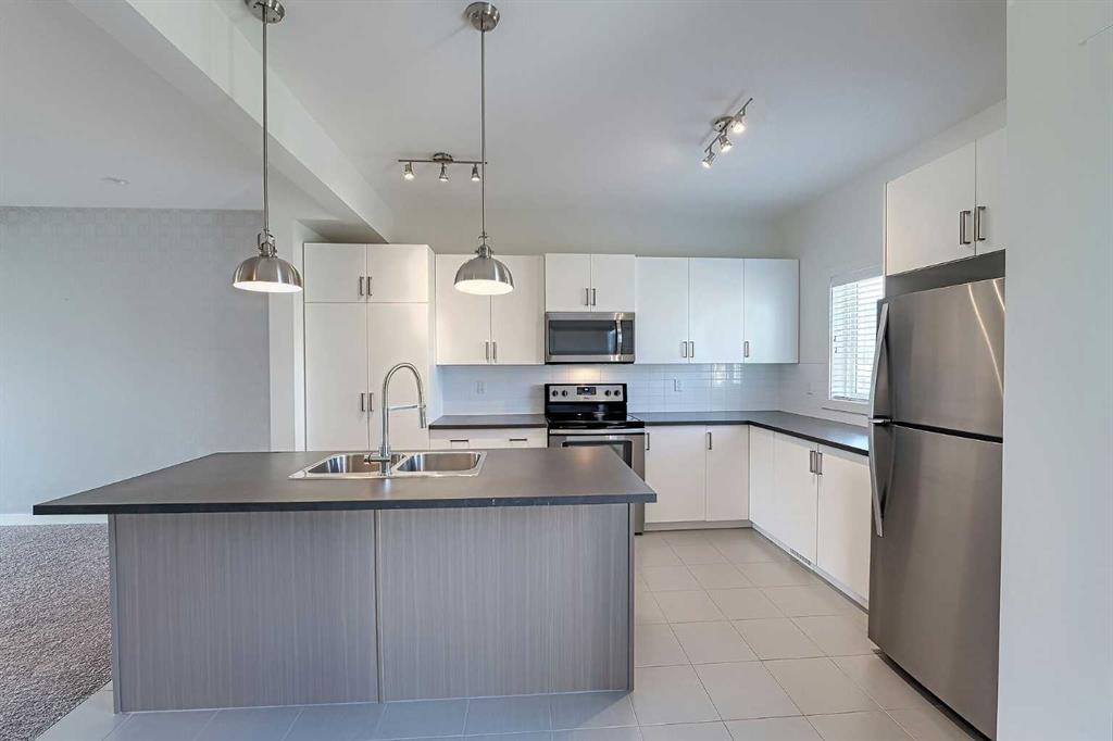 10 Walden Lane Se Calgary Alberta T2X 2A7 Walden Home For Sale