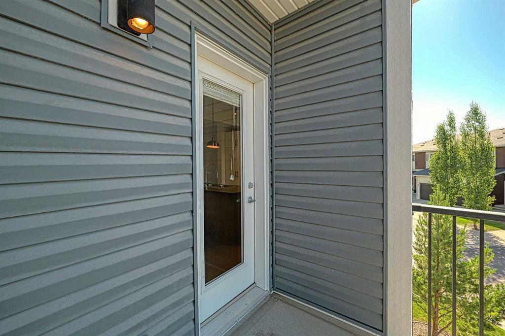 10 Walden Lane Se Calgary Alberta T2X 2A7 Walden Home For Sale