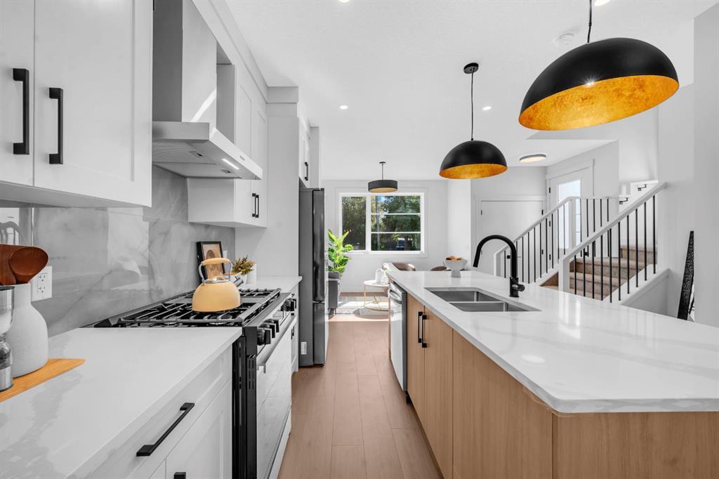 1848 24 Avenue Nw Calgary Alberta T2M3T6 Capitol Hill Home For Sale