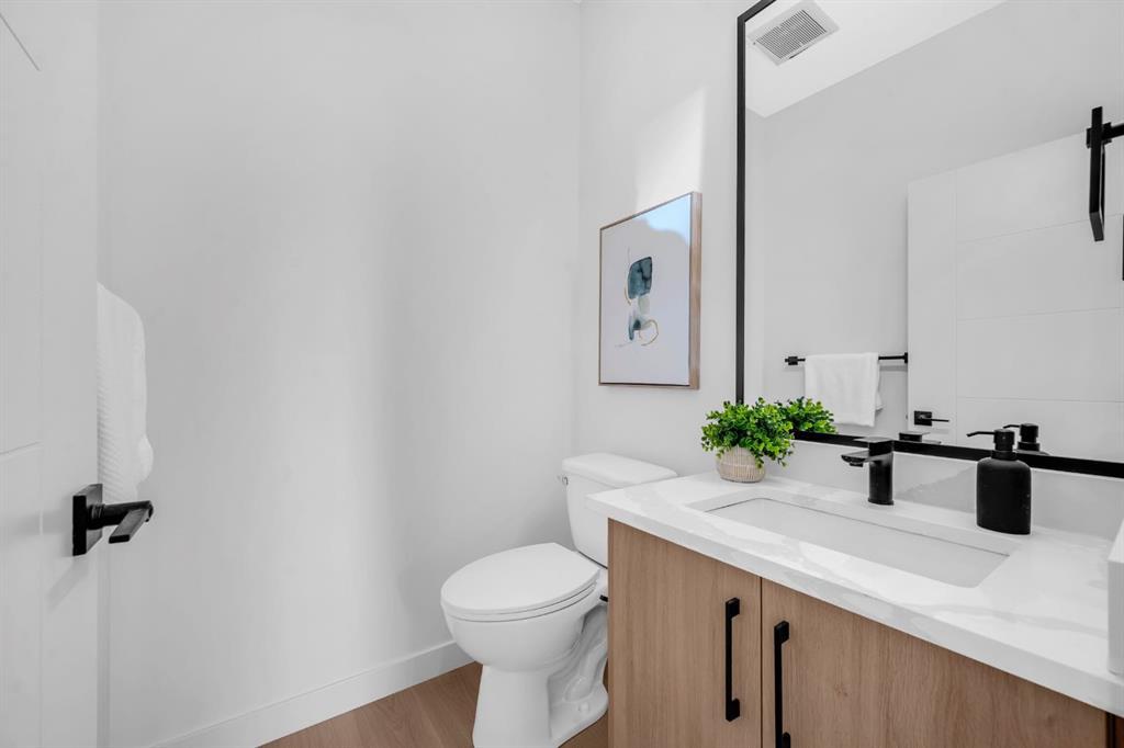 1848 24 Avenue Nw Calgary Alberta T2M3T6 Capitol Hill Home For Sale