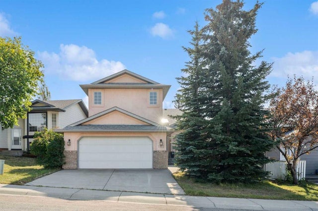 142 Elizabeth Way Se, Airdrie