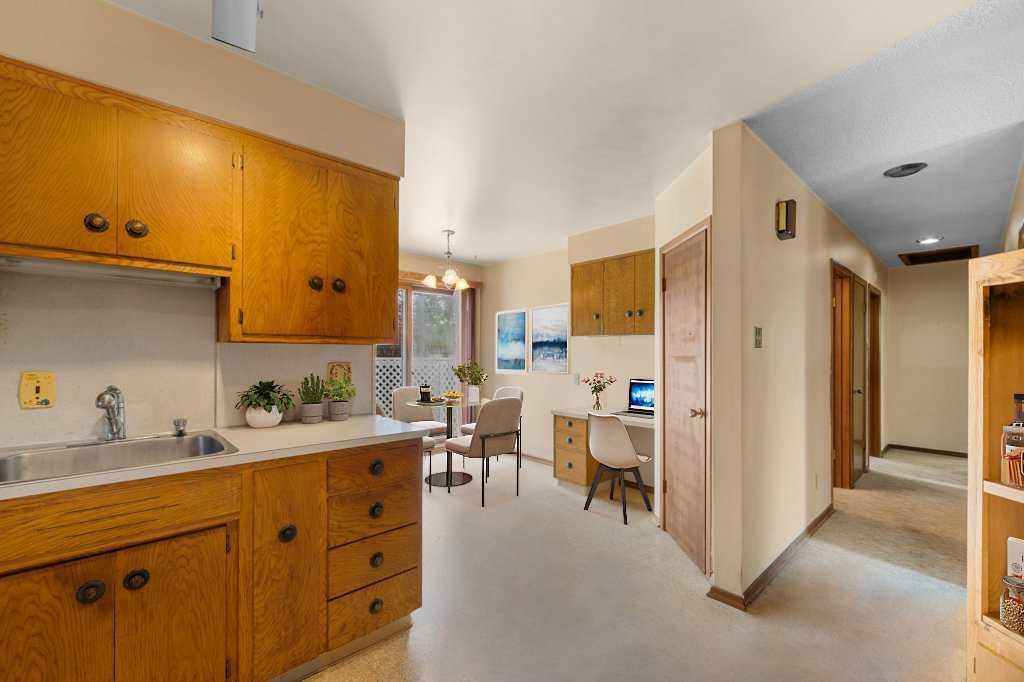 4207 Brisebois Drive Northwest, Calgary – Residential Detached Listing Photo 7