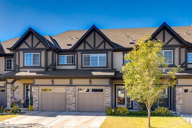 157 Hillcrest Square Sw, Airdrie