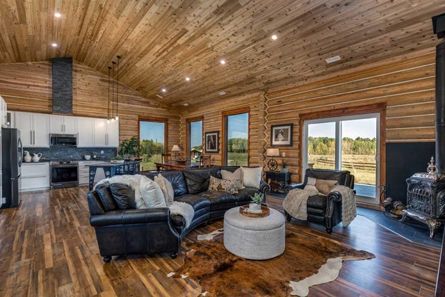 32101 Range Road 50, Rural Mountain View County